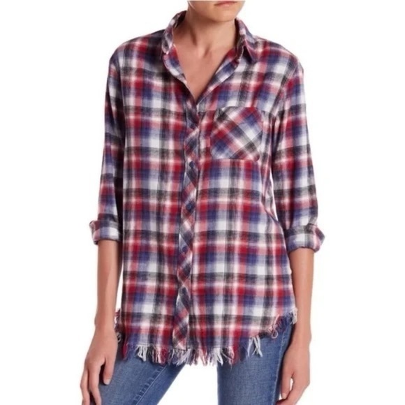 BeachLunchLounge | Elyse Red Blue Plaid Frayed Hem Button Down Shirt, Medium - Picture 2 of 9